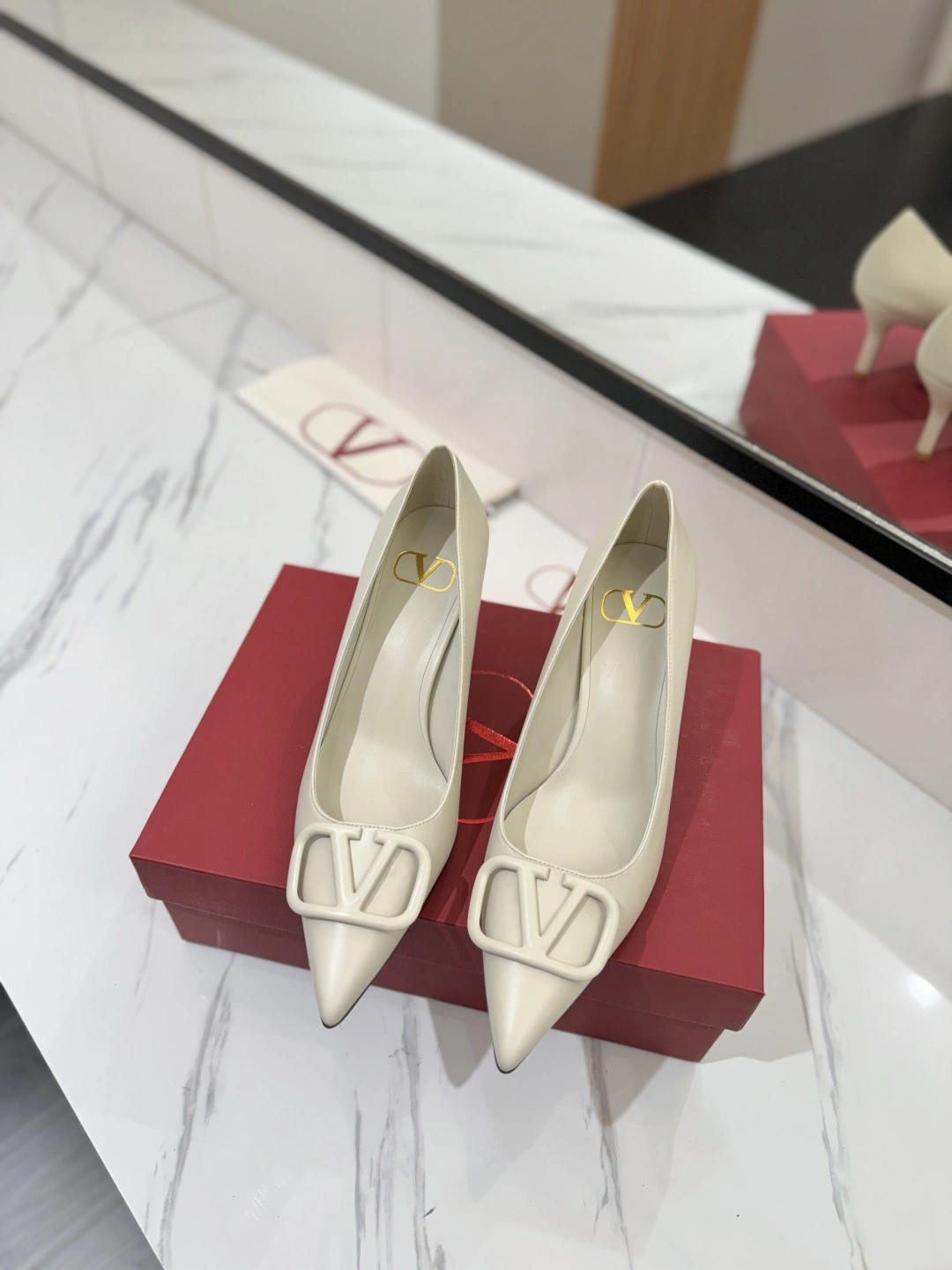 COCO-- V1859ti9o 1W2S0EN0MZFI16 Heel height：7.5CM goatskin Calfskin item:E-X138C3025